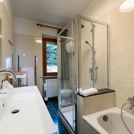 Degli Olivi Is Located In * Saragano