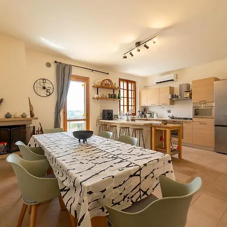 Degli Olivi Is Located In * Saragano