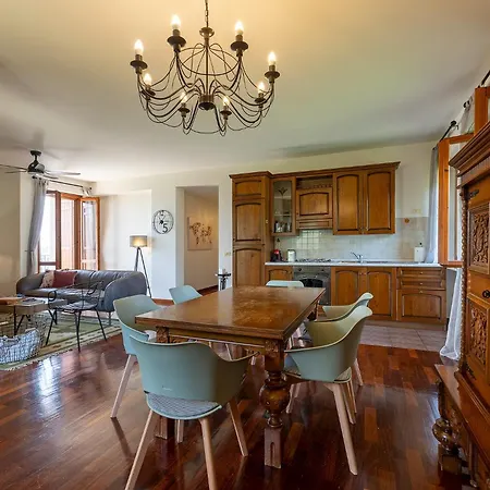 Degli Olivi Is Located In Villa *